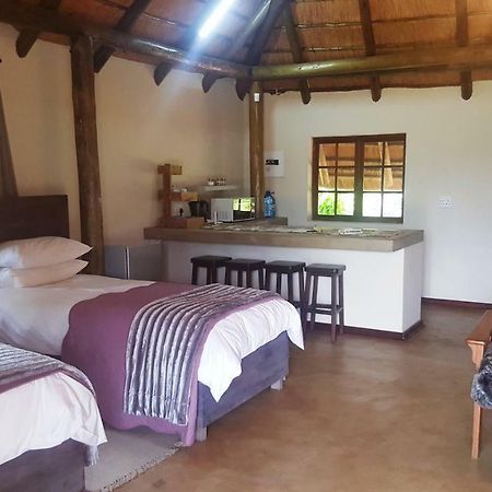 African Flair Country Lodge Piet Retief Eksteriør billede