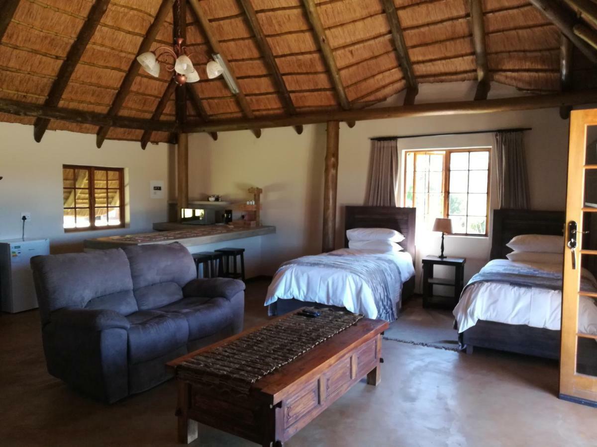 African Flair Country Lodge Piet Retief Eksteriør billede